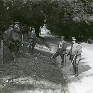 Five men hunting in West Sussex, February 1938