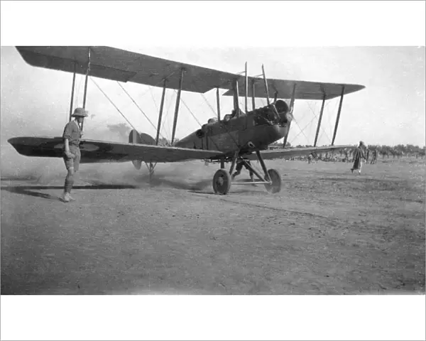 RSR 2  /  6th Battalion, Biplane at Tank, North-West Frontier 1917