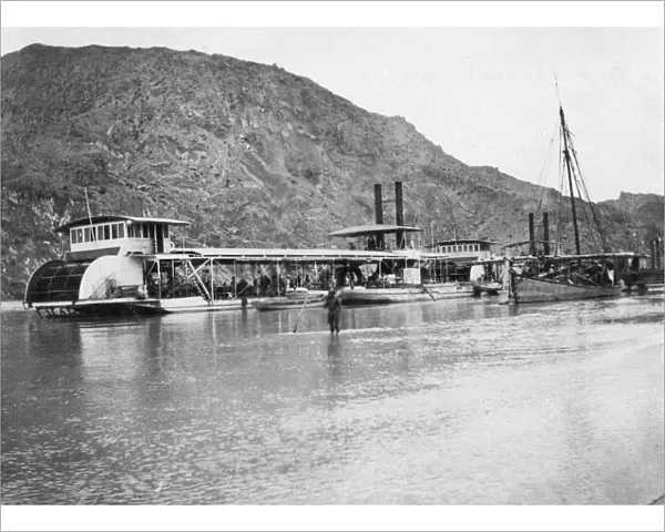 RSR 2  /  6th Battalion, Ferry boat, River Indus 1917