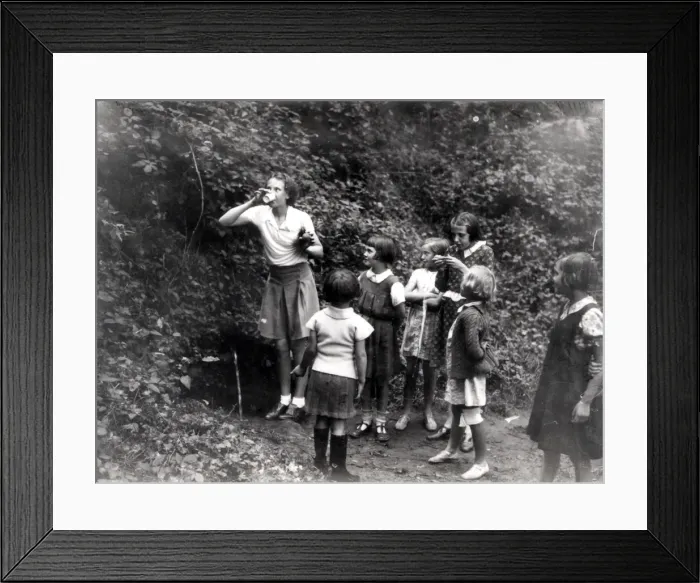 Framed Print : Evacuation Picture, September 1939 Framed Print : Evacuation Picture, September 1939