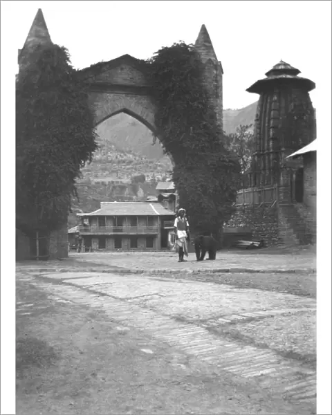 RSR 2  /  6th Battalion, Entrance gate to the city, Chamba 1918