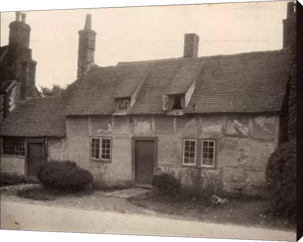 Old cottage in South Harting, 1909
