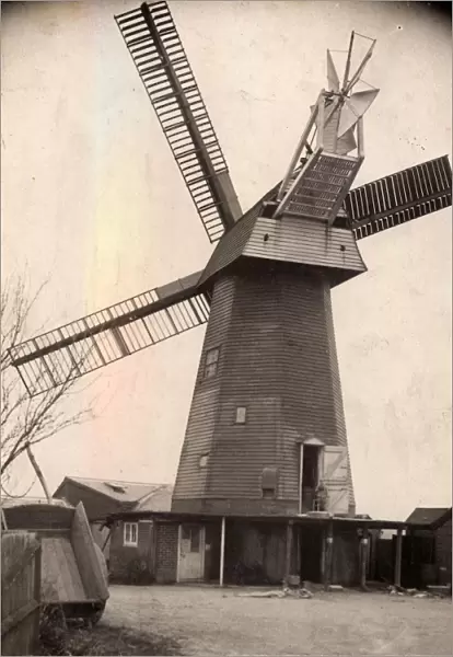 Cripplegate: windmill, 1908