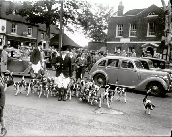 Storrington Beagles Opening Meet - October 1938