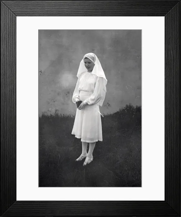 Framed Print : Portrait of young girl ready for her confirmation - May 1939 Framed Print : Portrait of young girl ready for her confirmation - May 1939