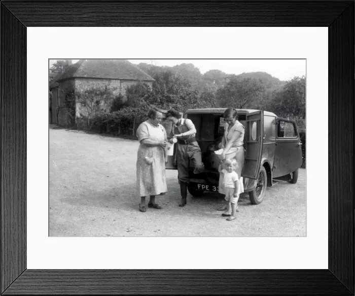 Framed Print : Land Girls at Cowdray - September 1939 Framed Print : Land Girls at Cowdray - September 1939