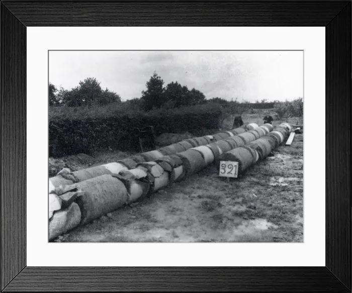 Framed Print : Boring for water at West Chiltington - August 1941 Framed Print : Boring for water at West Chiltington - August 1941