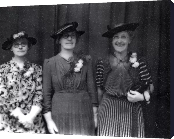 Sisters - September 1941