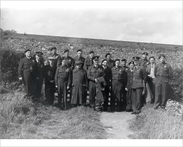 Petworth Observer Corps at Post - May 1942