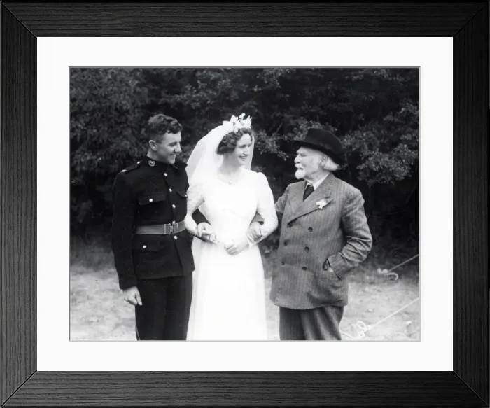Framed Print : You look after my girl'- September 1944 Framed Print : You look after my girl'- September 1944