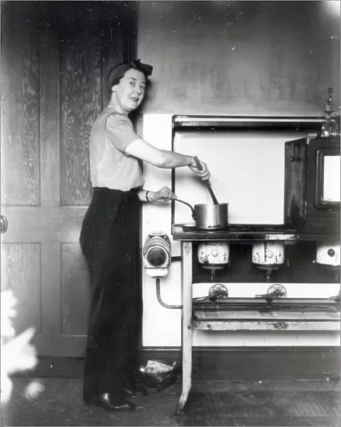 How do you like my cooker? - 30 September 1945