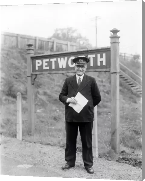 Petworth Railway Station - 2 May 1946