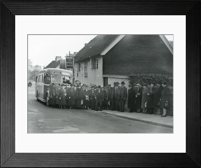 Framed Print : Petworth Old Folks Outing - 9 August 1947 Framed Print : Petworth Old Folks Outing - 9 August 1947