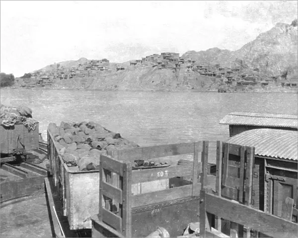 RSR 2  /  6th Battalion, A Gurkha regiment crossing the Indus from Mari Indus to Kalabagh