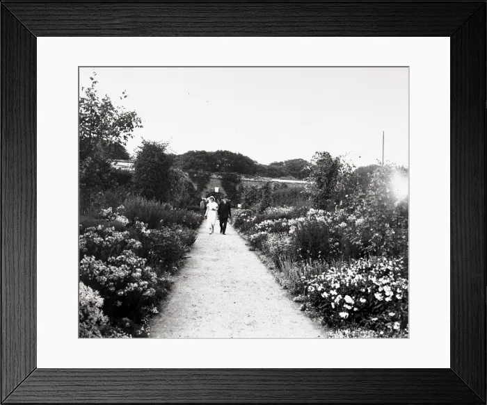 Framed Print : Leconfield Garden Party, 1 August 1933 Framed Print : Leconfield Garden Party, 1 August 1933