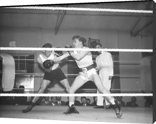 Boxing training match, 23 Oct 1962