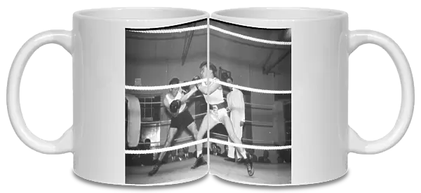 Boxing training match, 23 Oct 1962