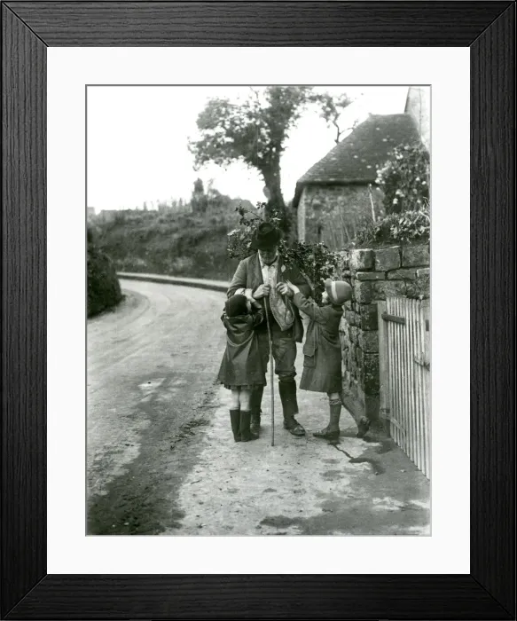 Framed Print : Grandads return on Christmas Eve Framed Print : Grandads return on Christmas Eve