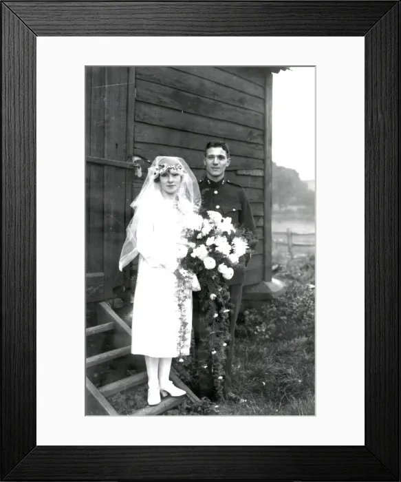 Framed Print : Wedding Couple, 15th October 1927 Framed Print : Wedding Couple, 15th October 1927