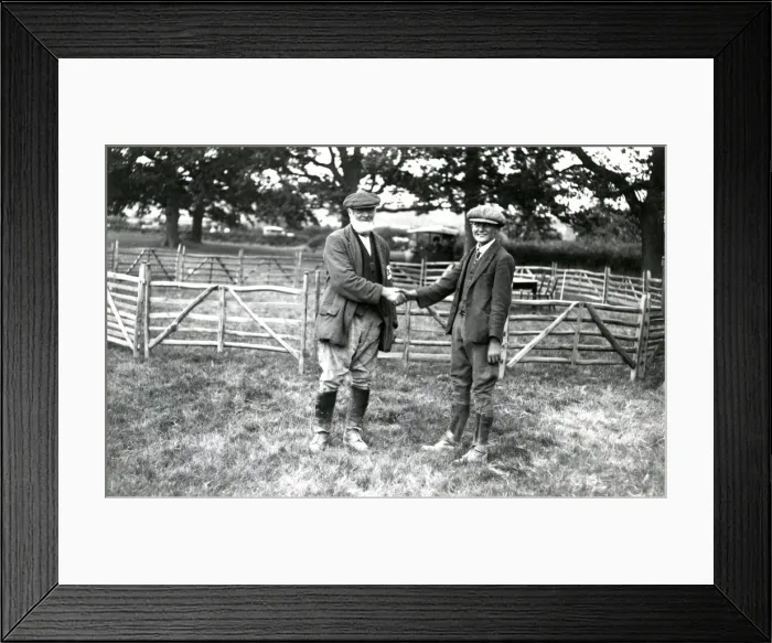 Framed Print : Two gentlemen shaking hands, October 1927 Framed Print : Two gentlemen shaking hands, October 1927