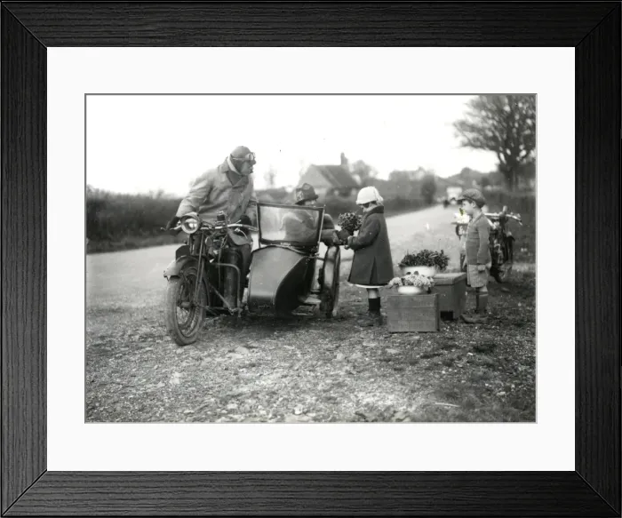 Framed Print : Children selling wild flowers to motorists, April 1927 Framed Print : Children selling wild flowers to motorists, April 1927