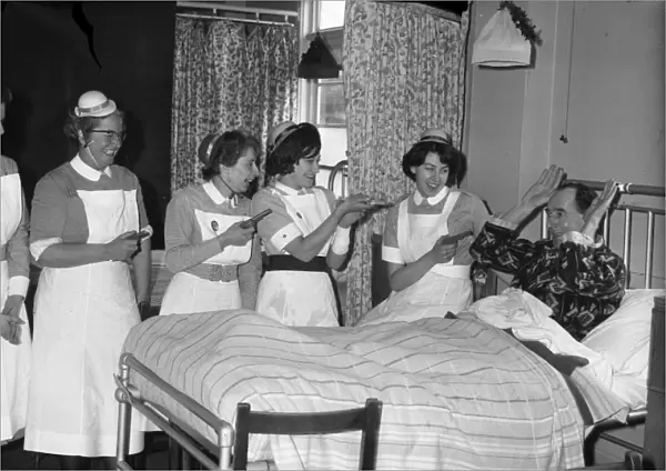 Christmas Day in Chichester hospital, 25 Dec 1962