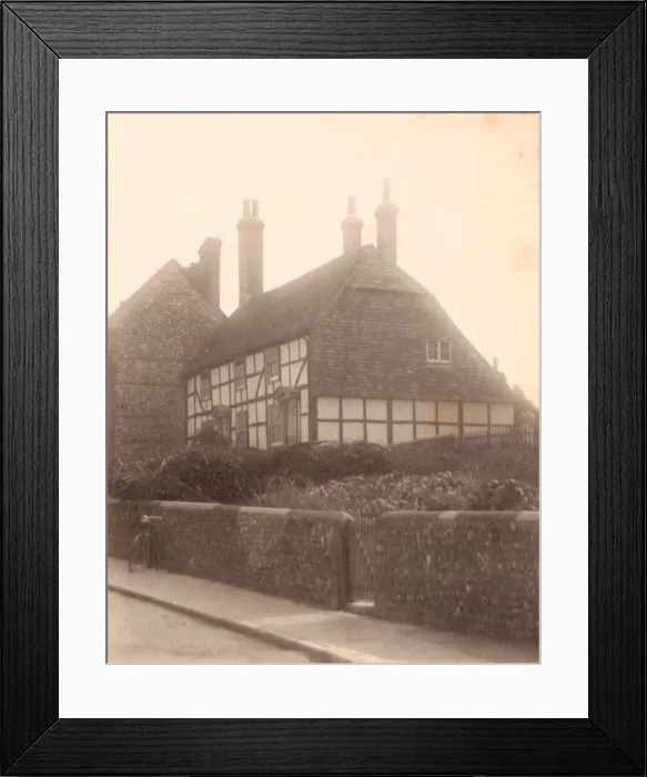 Framed Print : An old cottage in High Street, Steyning, 1912 Framed Print : An old cottage in High Street, Steyning, 1912