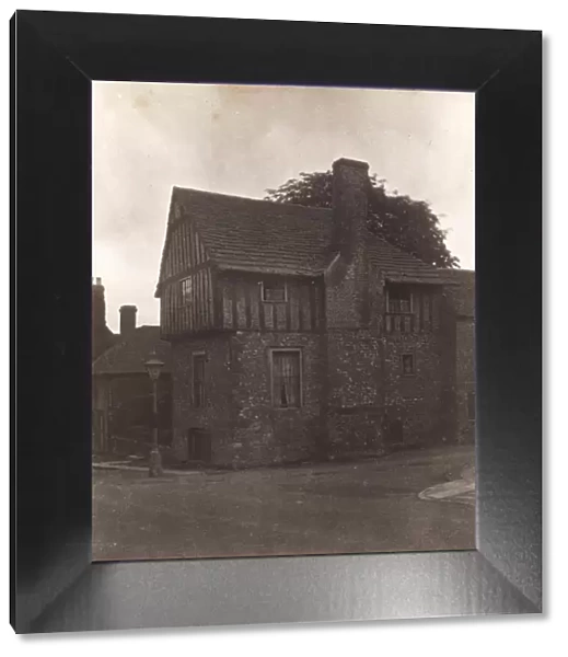 An old house in High Street, Steyning, 1912