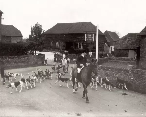 Cowdray Hunt Meet at Ambersham, 15 Feb 1949