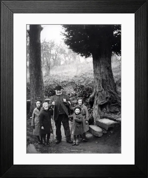 Framed Print : Gentleman and children gathering holly at Upperton, Sussex Framed Print : Gentleman and children gathering holly at Upperton, Sussex