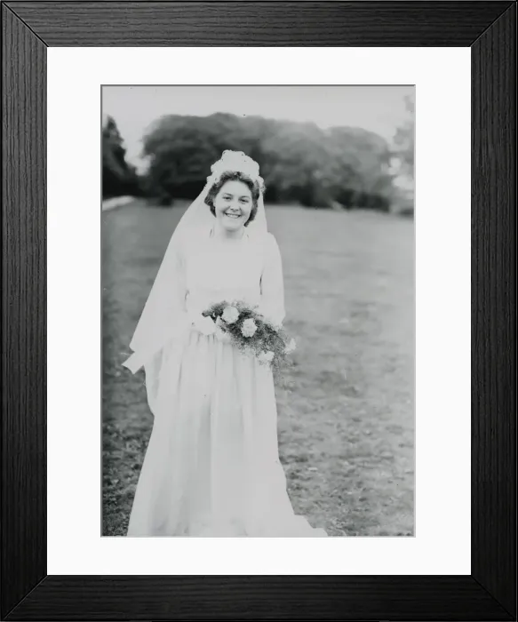 Framed Print : Happy Bride at Ebernoe, Sussex in the 1940s Framed Print : Happy Bride at Ebernoe, Sussex in the 1940s