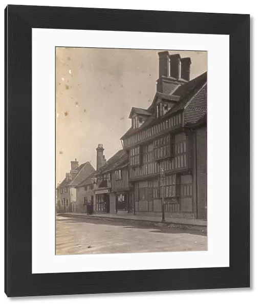 East Grinstead: old house in the High Street, 1906