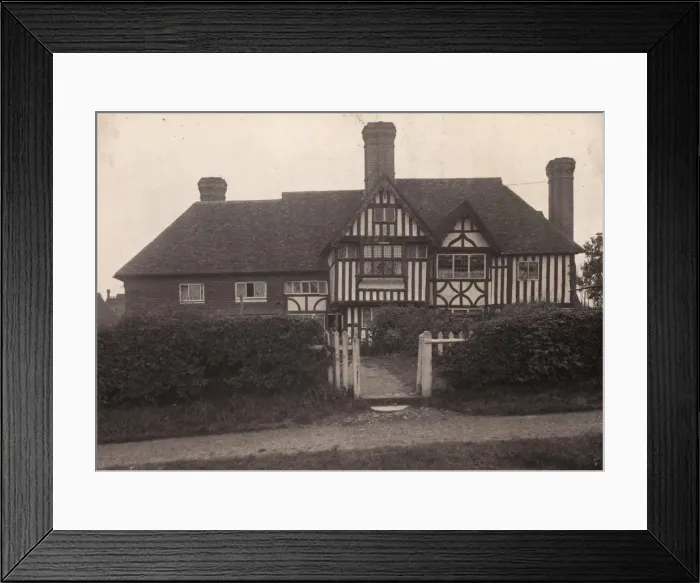 Framed Print : Manor House at Sedlescombe, 1908 Framed Print : Manor House at Sedlescombe, 1908