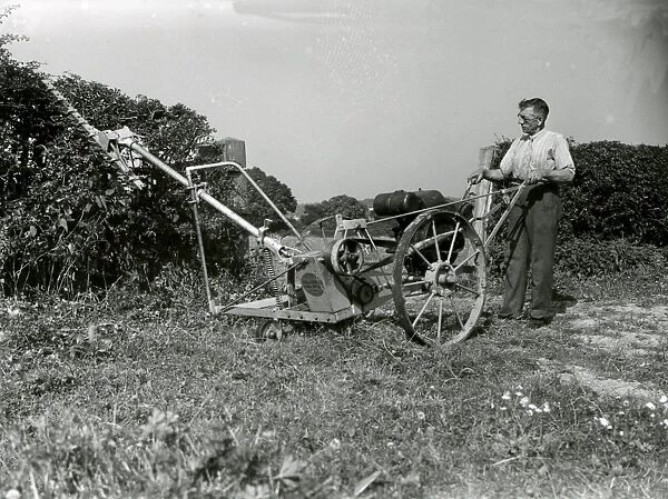Baker Hedge Trimmer - August 1948