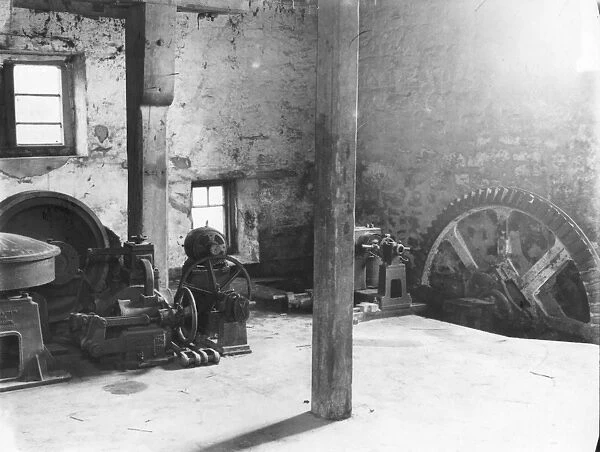Capt. Deane - Gearing at Fittleworth Mill, March 1933
