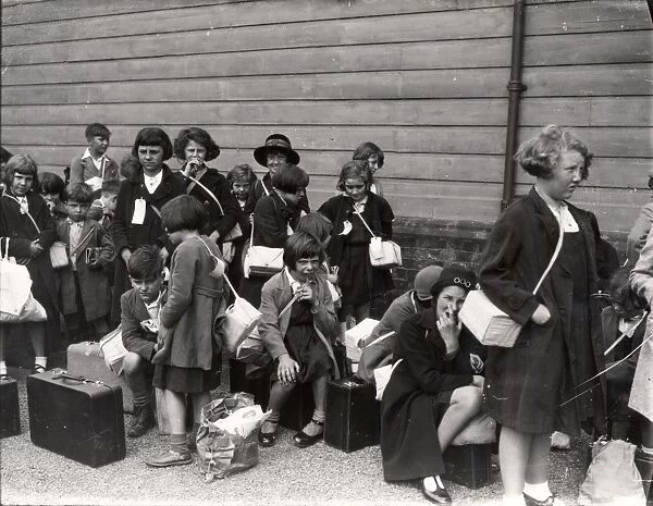 Children waiting to be evacuated, July 1939