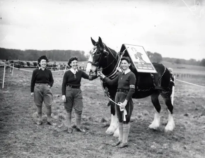 Framed Print : Cowdray Horse Show - 19 April 1946 Framed Print : Cowdray Horse Show - 19 April 1946