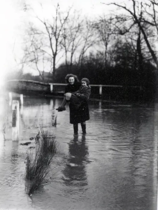 Framed Print : Floods at Kirdford - January 1946 Framed Print : Floods at Kirdford - January 1946