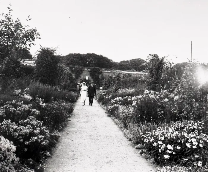 Framed Print : Leconfield Garden Party, 1 August 1933 Framed Print : Leconfield Garden Party, 1 August 1933