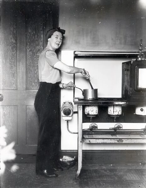 How do you like my cooker? - 30 September 1945