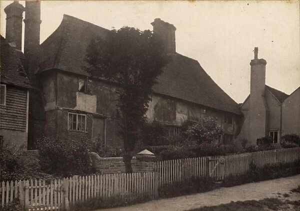Mayfield, 1907. Front view of some old cottages