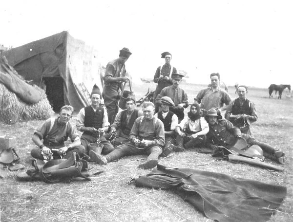 RSR 16th Battalion, Sussex Yeomanry, at camp in hayfield