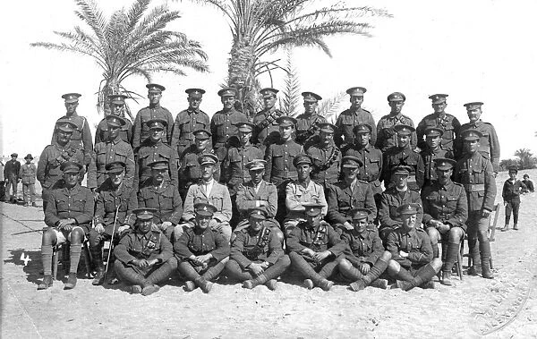 RSR 16th Battalion, Sussex Yeomanry, Battalion HQ group with chaplain