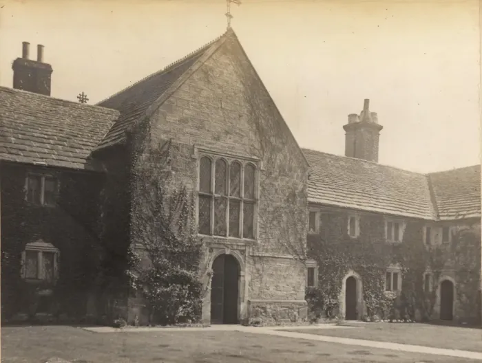 Framed Print : Sackville College in East Grinstead, 1906 Framed Print : Sackville College in East Grinstead, 1906