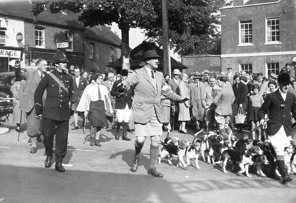 Storrington Beagles - October 1939