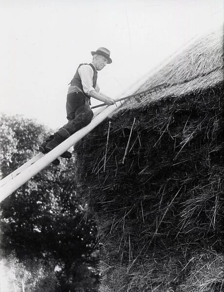 Thatching a rick at Fittleworth - October 1945