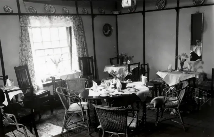 Framed Print : Trunks Tea Room - March 1939 Framed Print : Trunks Tea Room - March 1939