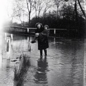 Floods at Kirdford - January 1946