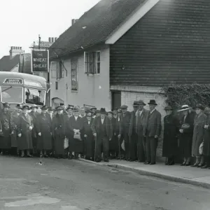 Petworth Old Folks Outing - 9 August 1947