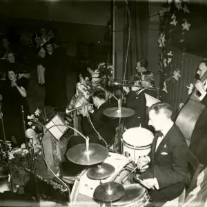 Ron Jeens Dance Orchestra - April 1948